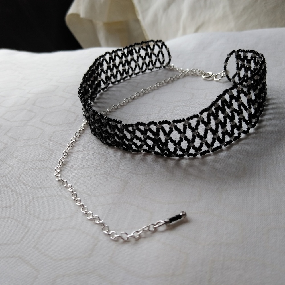 Dainty choker with gray glass embellishments